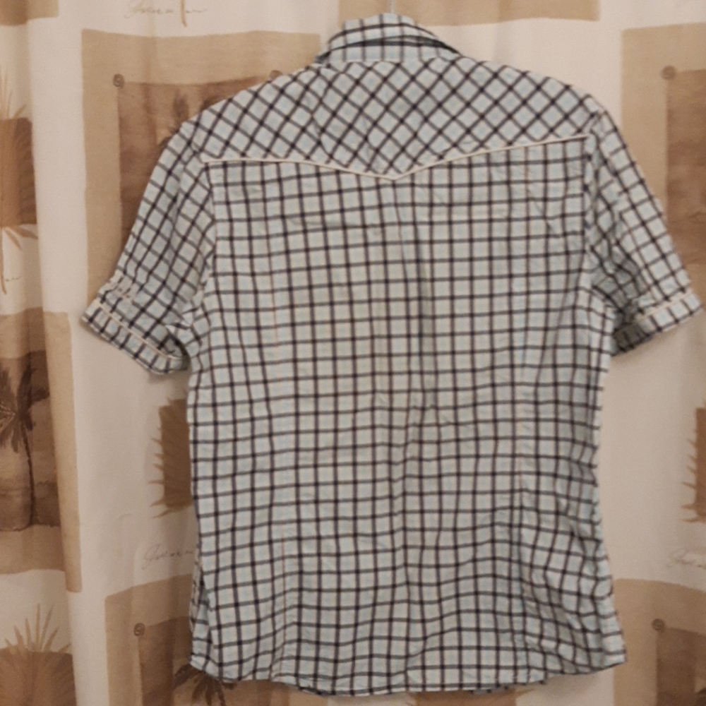 Shirt - Picture 2 of 2